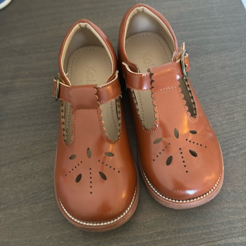 Girls dress shoes